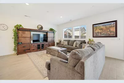 1398 Elkins Circle, Olivehurst, CA 95961 - Photo 26