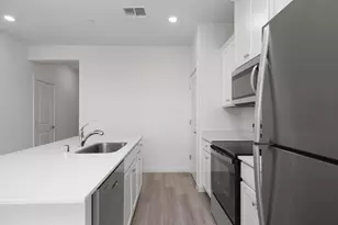 821 Chatham Ln, Patterson, CA 95363 - Photo 6