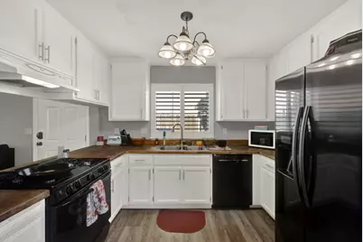 192 W Lincoln Avenue, Woodland, CA 95695 - Photo 38