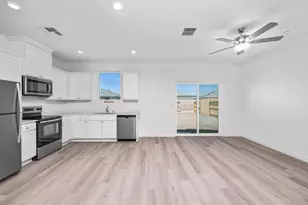 2203 Woods Dr, Linda, CA 95901 - Photo 4