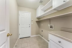 10057 Noyo Ln, Stockton, CA 95219 - Photo 18
