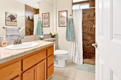 1011 Taft Court, Winters, CA 95694 - Photo 32