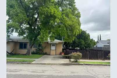 415 4th Street, Winters, CA 95694 - Photo 2