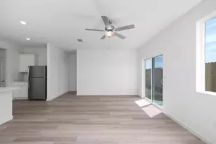 816 Helmsley Ln, Patterson, CA 95363 - Photo 6