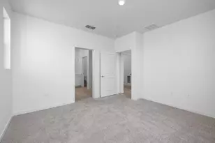 817 Helmsley Ln, Patterson, CA 95363 - Photo 8