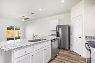 966 S Rossi Ave, Stockton, CA 95215 - Photo 8