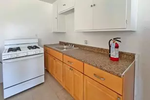 2749 Fairfield St, Sacramento, CA 95815 - Photo 12