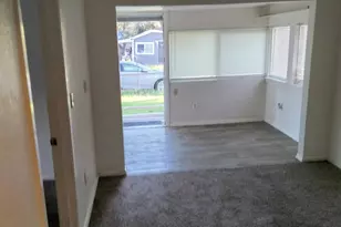 1727 5th Ave, Olivehurst, CA 95961 - Photo 2