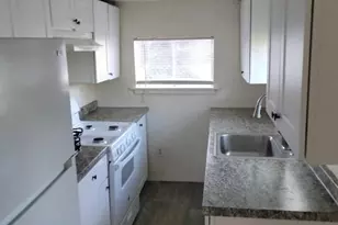 1727 5th Ave, Olivehurst, CA 95961 - Photo 4