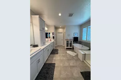 1821 Estrada Drive, Woodland, CA 95776 - Photo 12