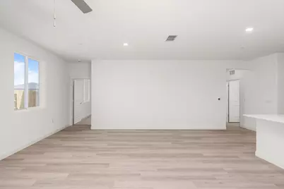 949 S Rossi Avenue, Stockton, CA 95215 - Photo 4
