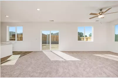 935 S Rossi Avenue, Stockton, CA 95215 - Photo 2