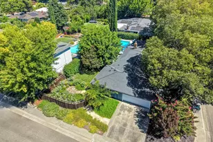 605 Cleveland St, Davis, CA 95616 - Photo 2