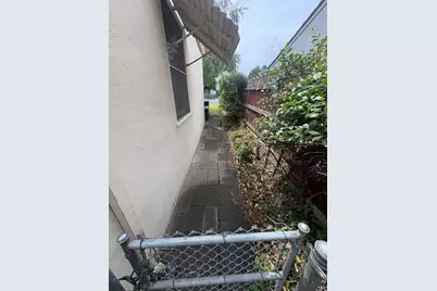 59 E Monterey Avenue, Stockton, CA 95204 - Photo 22