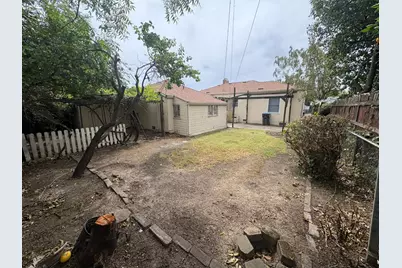 59 E Monterey Avenue, Stockton, CA 95204 - Photo 16