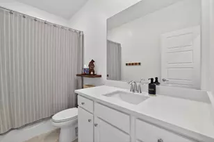 5353 Lopez Lk Wy, Sacramento, CA 95835 - Photo 42