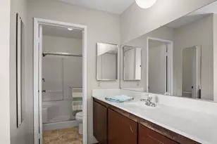 2788 Catania Way, Sacramento, CA 95826 - Photo 18