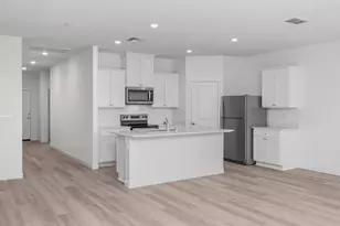922 S Del Mar Ave, Stockton, CA 95215 - Photo 2