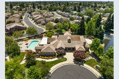 7545 Sun Willow Lane, Sacramento, CA 95823 - Photo 2