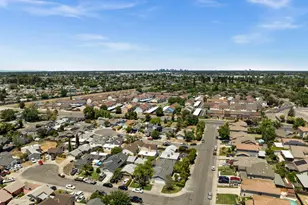 7539 Sun Willow Ln, Sacramento, CA 95823 - Photo 4