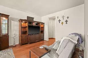 7539 Sun Willow Ln, Sacramento, CA 95823 - Photo 12