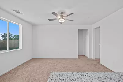 934 S Del Mar Avenue, Stockton, CA 95215 - Photo 4