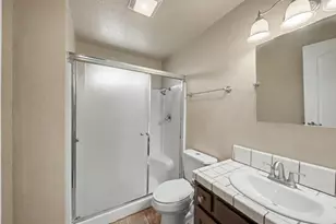 322 Bodem St, Modesto, CA 95350 - Photo 16
