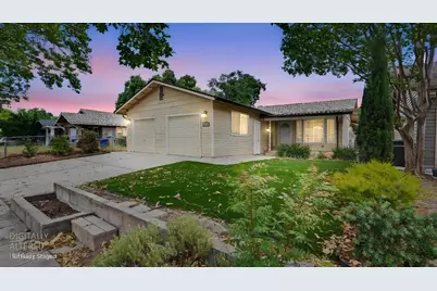 322 Bodem Street, Modesto, CA 95350 - Photo 2