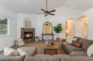 17 Pelican Pl, Valley Springs, CA 95252 - Photo 2
