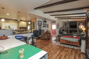 4226 Floral, Sacramento, CA 95834 - Photo 6