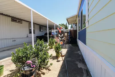 4226 Floral, Sacramento, CA 95834 - Photo 4