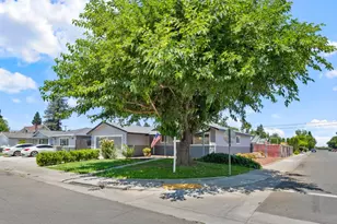 301 Rosa Ave, Winters, CA 95694 - Photo 2
