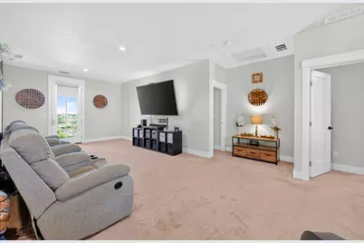 1948 Mulholland Drive, Lathrop, CA 95330 - Photo 22