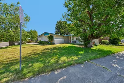 10401 Hollydale Way, Rancho Cordova, CA 95670 - Photo 34