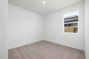 808 Helmsley Ln, Patterson, CA 95363 - Photo 10
