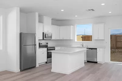 800 Helmsley Lane, Patterson, CA 95363 - Photo 4