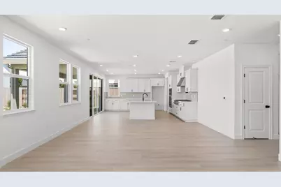 401 Crescent Moon, Roseville, CA 95747 - Photo 10
