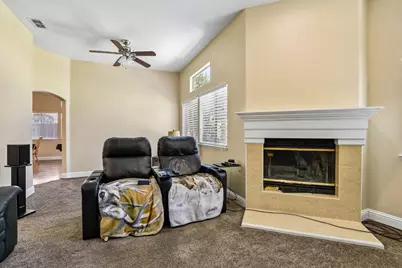 7817 Wymark Drive, Elk Grove, CA 95758 - Photo 6