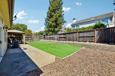 7817 Wymark Drive, Elk Grove, CA 95758 - Photo 28