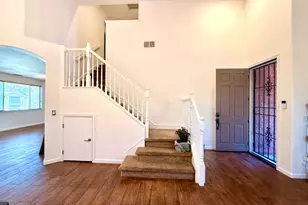 5686 Oakwood Dr, Linda, CA 95901 - Photo 8