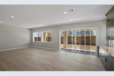 418 E Cerrado Way, Mountain House, CA 95391 - Photo 18