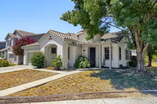 1893 Hardy Dr, Woodland, CA 95776 - Photo 2