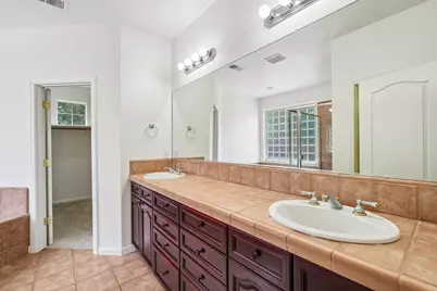 3293 E Woodson Avenue, Acampo, CA 95220 - Photo 44
