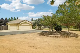 3293 E Woodson Ave, Acampo, CA 95220 - Photo 4