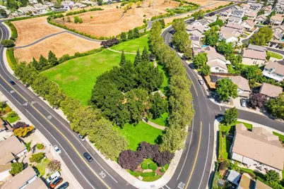 9408 Blue Diamond Way, Elk Grove, CA 95624 - Photo 68