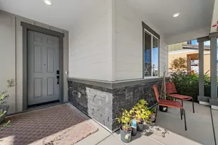 981 Carbahal St, Winters, CA 95694 - Photo 2