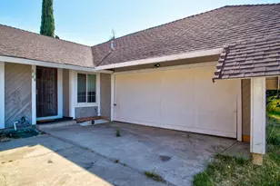 8348 Arroyo Vista Dr, Sacramento, CA 95823 - Photo 2