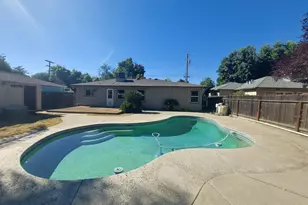 445 Coleman Ct, Modesto, CA 95354 - Photo 2