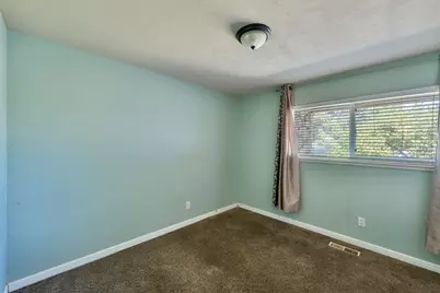 260 De Pauw Dr., Turlock, CA 95382 - Photo 20