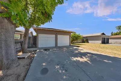 260 De Pauw Dr., Turlock, CA 95382 - Photo 1